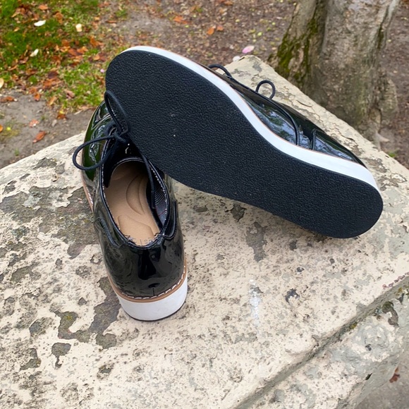 Apt. 9 Patent Leather Shoes - Picture 3 of 3